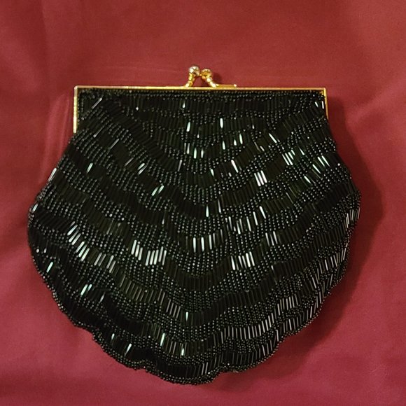 Beautiful black formal fancy beaded evening bag - Picture 3 of 8